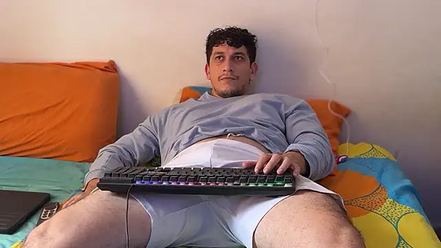 chicoinhibido online show from September 18, 2025, 7:27 pm