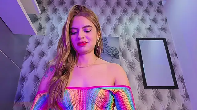  Gabytaylor online show from September 25, 2025, 11:47 am