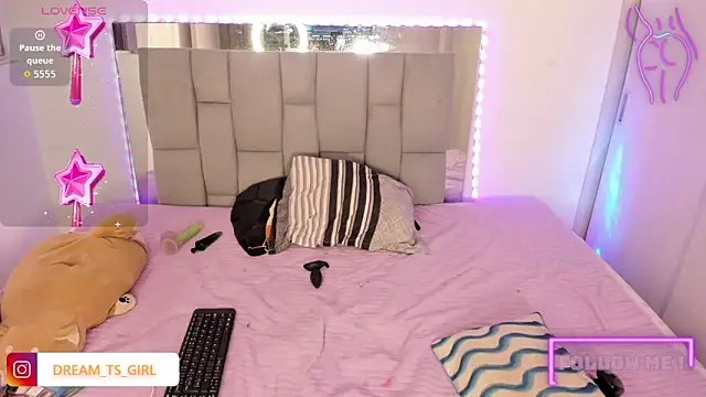 Sophie whitexxx online show from September 12, 2025, 9:09 am