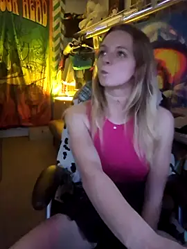 Snapshot of AlicePayne chatting on January 9, 2026, 7:33 am AlicePayne online show from January 9, 2026, 7:33 am