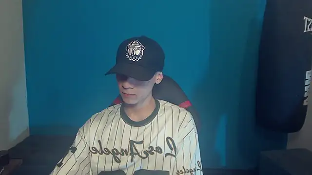 Snapshot of Burperking420_ chatting on October 17, 2025, 7:16 pm Burperking420 online show from October 17, 2025, 7:16 pm