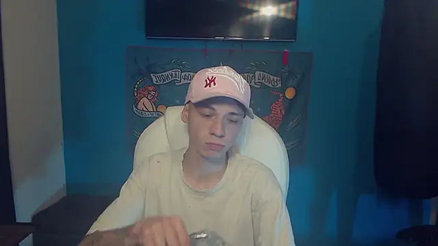 Snapshot of Burperking420_ chatting on November 8, 2025, 3:23 pm Burperking420 online show from November 8, 2025, 3:23 pm