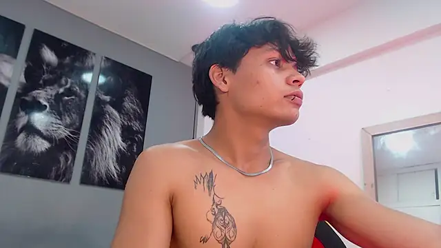 Snapshot of Draco_collins chatting on March 23, 2025, 6:37 am Draco collins online show from March 23, 2025, 6:37 am