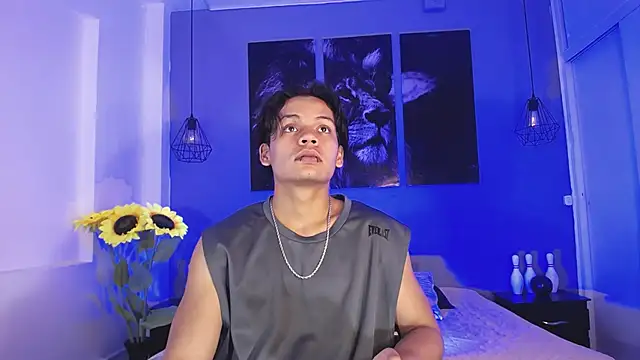 Snapshot of Draco_collins chatting on September 20, 2025, 8:21 pm Draco collins online show from September 20, 2025, 8:21 pm