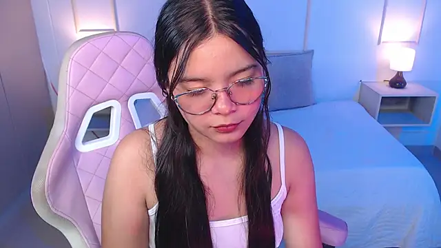 lilly 1948 online show from March 11, 2025, 7:47 pm