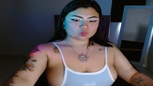 ISABELLA1609 online show from March 18, 2025, 5:42 pm