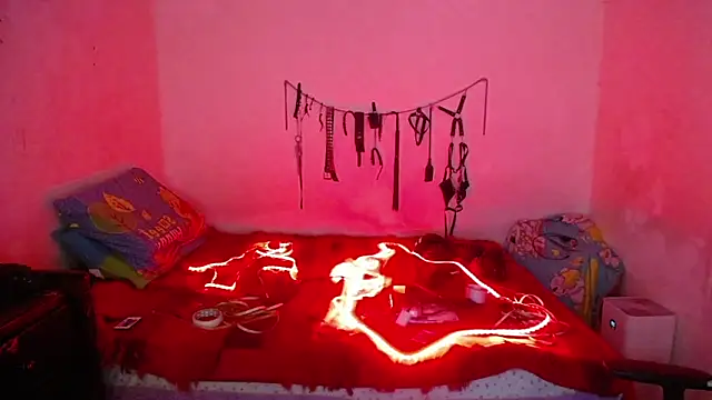 freyaa sorcerees online show from March 17, 2025, 5:45 am