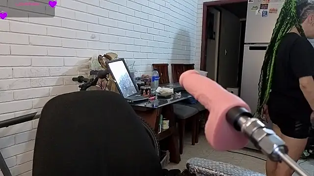 freyaa sorcerees online show from October 12, 2025, 1:15 am