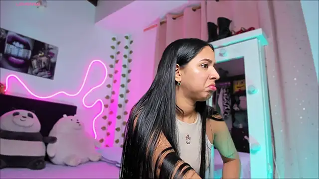 Vickysth online show from October 14, 2025, 10:32 pm