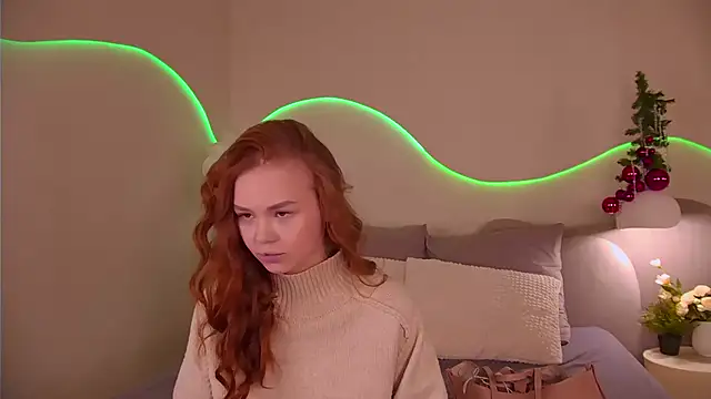 MiraBliss online show from December 15, 2025, 6:34 pm