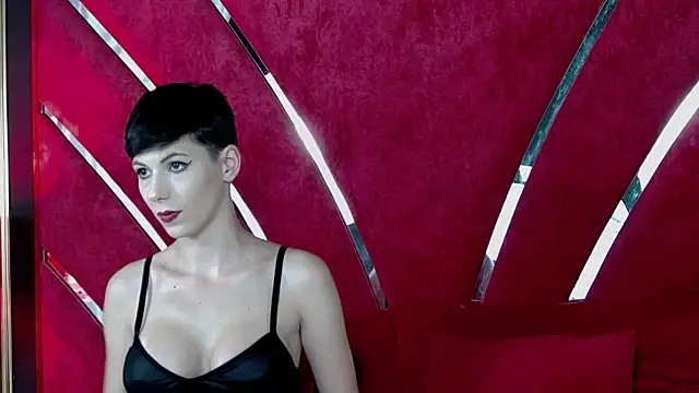 Roxxy Rouge online show from October 3, 2025, 4:04 pm