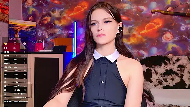 KittiGrey online show from February 5, 2026, 10:20 am