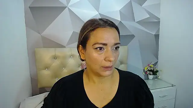 Milf-Prettyboobs online show from November 10, 2025, 10:58 am