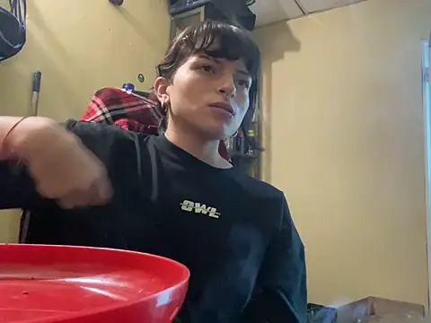 val zx online show from March 17, 2025, 9:13 pm