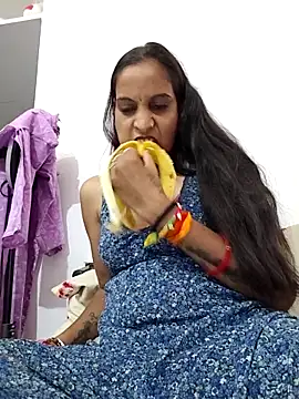 Hotty-Nidhi online show from October 5, 2025, 7:28 am