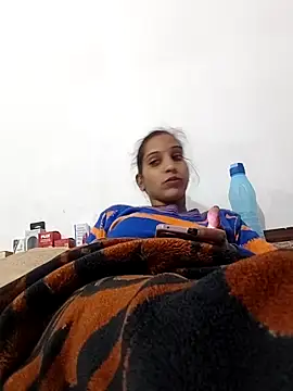 Hotty-Nidhi online show from November 10, 2025, 3:33 pm