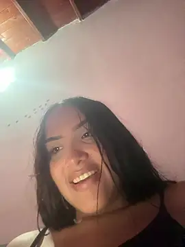 iamsara 21 online show from March 18, 2026, 5:21 am