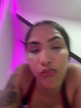 iamsara 21 online show from March 25, 2026, 5:13 am