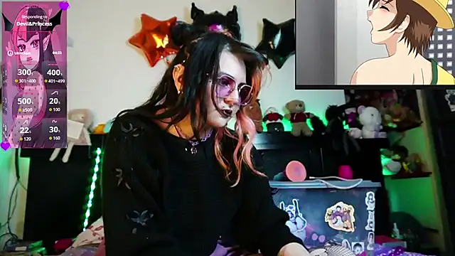 Snapshot of Devil_And_Princess chatting on July 10, 2026, 3:55 am Devil And Princess online show from July 10, 2026, 3:55 am