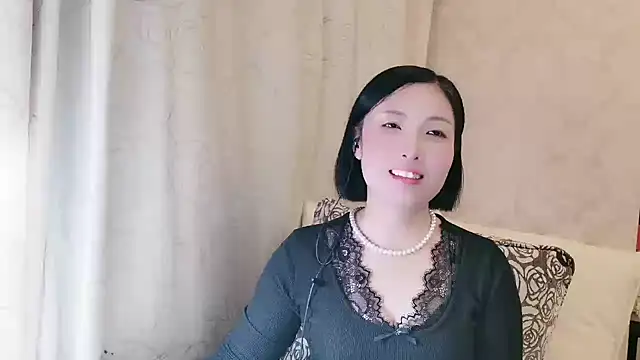 Rachel-6600 online show from November 12, 2025, 3:56 pm