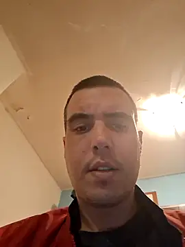 marco199077 online show from March 26, 2026, 2:39 am