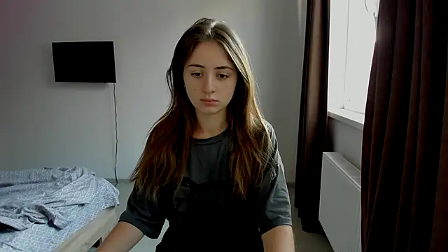 LilyHaart online show from September 23, 2025, 4:37 am