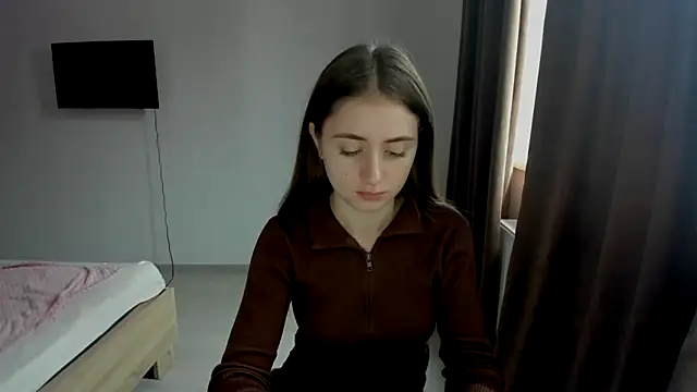 LilyHaart online show from November 4, 2025, 12:15 pm