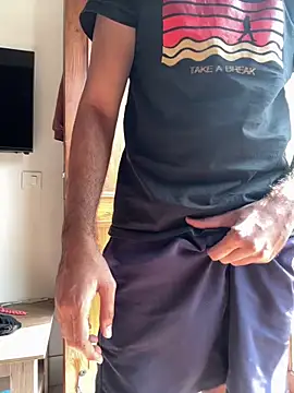 nightlife  12 online show from November 15, 2025, 5:49 am