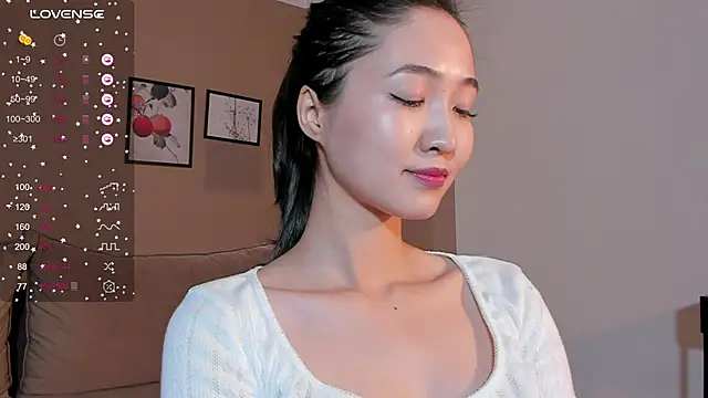 SeulBi online show from October 21, 2025, 4:19 pm