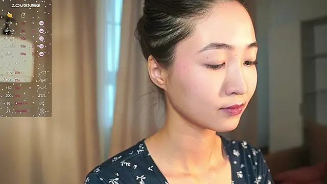 SeulBi online show from November 26, 2025, 10:27 am