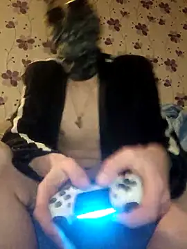 ThePython666 online show from March 10, 2025, 3:56 am