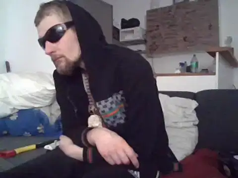 ThePython666 online show from March 21, 2025, 2:50 am