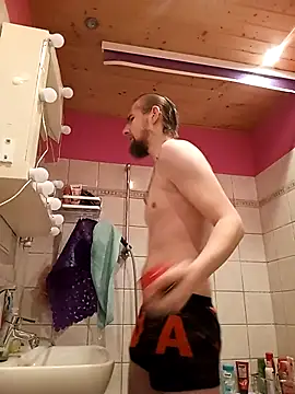 ThePython666 online show from September 23, 2025, 10:07 am