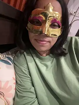 lustyindiancouple online show from March 18, 2025, 8:04 pm