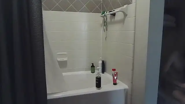 Snapshot of whowantsacreampie chatting on October 7, 2025, 2:25 pm whowantsacreampie online show from October 7, 2025, 2:25 pm