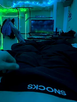 germanidk online show from October 3, 2025, 10:51 pm