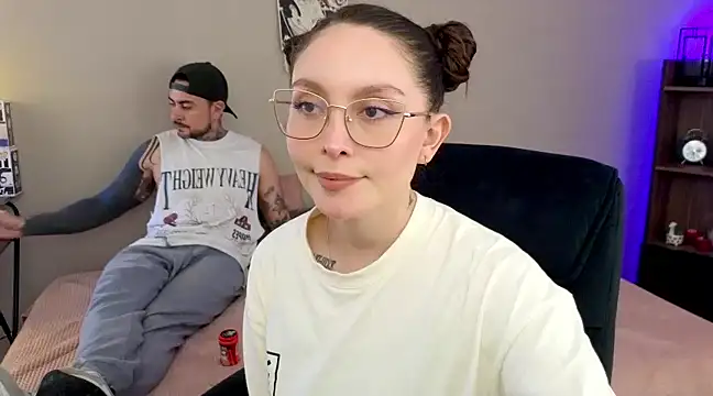 Snapshot of Te_para_2 chatting on March 13, 2025, 9:05 pm Te para 2 online show from March 13, 2025, 9:05 pm