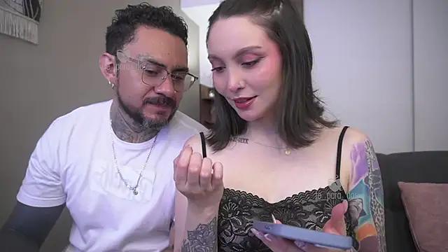 Snapshot of Te_para_2 chatting on November 25, 2025, 3:45 pm Te para 2 online show from November 25, 2025, 3:45 pm