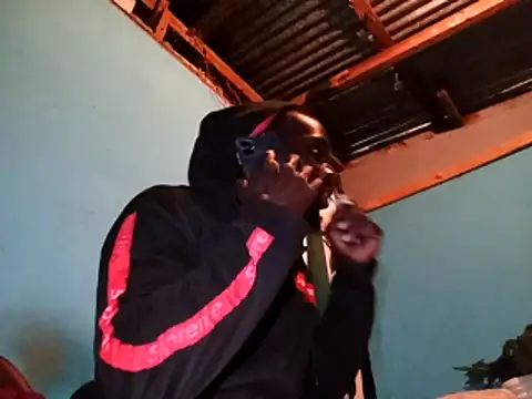 Snapshot of rasvinchi chatting on February 6, 2026, 10:35 pm rasvinchi online show from February 6, 2026, 10:35 pm