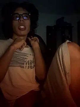 Snapshot of Alan_Bunny chatting on January 18, 2026, 1:59 pm Alan Bunny online show from January 18, 2026, 1:59 pm