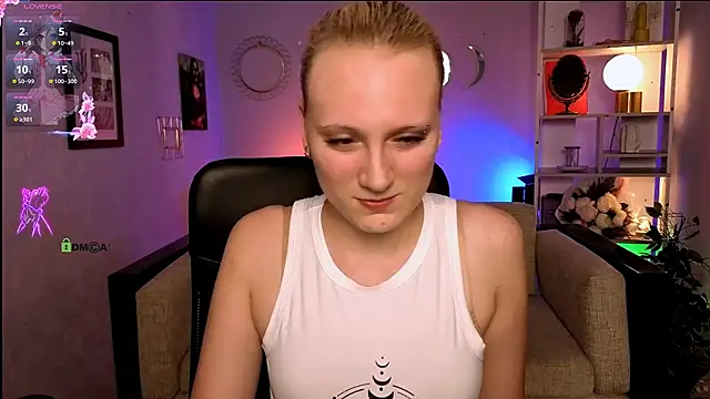 Snapshot of madam_uliis chatting on June 27, 2026, 3:50 pm madam uliis online show from June 27, 2026, 3:50 pm