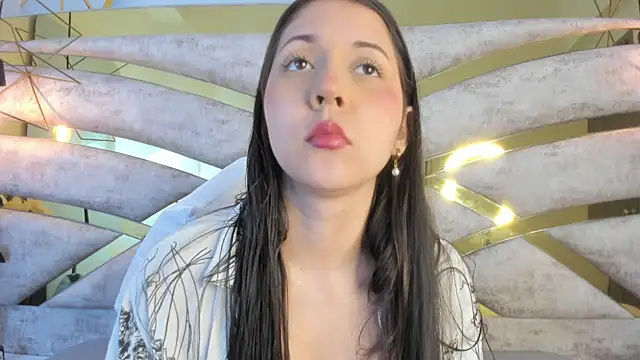 Sofiia Rossee  online show from November 15, 2025, 8:38 pm