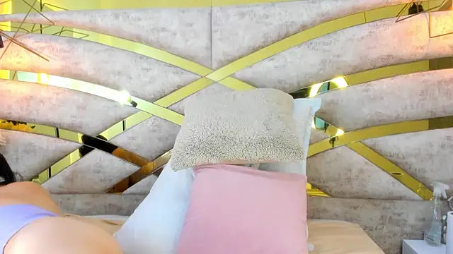 Sofiia Rossee  online show from January 8, 2026, 8:00 pm