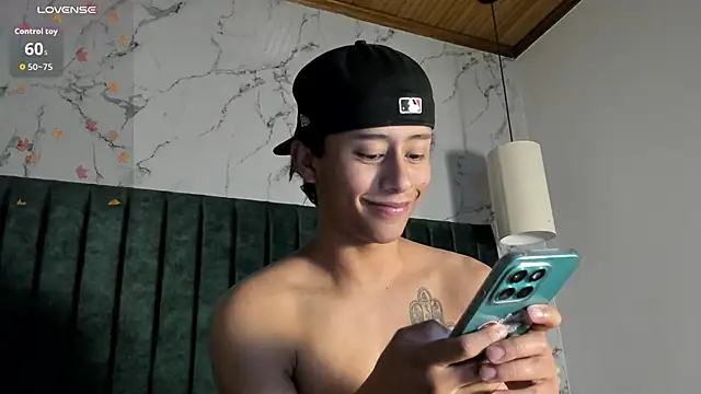 labrinthteasing online show from September 18, 2025, 10:34 pm