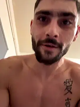 Hugo34bg online show from November 24, 2025, 2:44 am