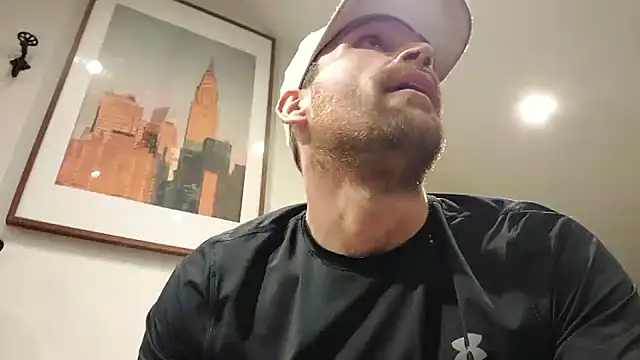 Snapshot of LKC94 chatting on September 27, 2025, 6:35 pm LKC94 online show from September 27, 2025, 6:35 pm