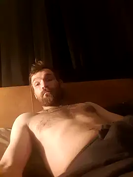 Snapshot of LKC94 chatting on October 19, 2025, 11:16 pm LKC94 online show from October 19, 2025, 11:16 pm