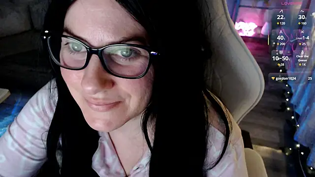 BellaStar84 online show from April 15, 2026, 7:15 am