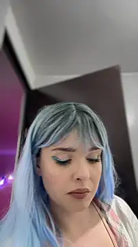 Snapshot of LoganPeny chatting on November 3, 2025, 9:54 am LoganPeny online show from November 3, 2025, 9:54 am