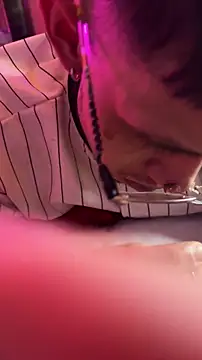 Snapshot of LoganPeny chatting on November 22, 2025, 8:02 am LoganPeny online show from November 22, 2025, 8:02 am